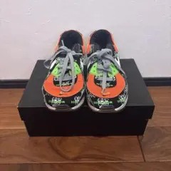 Nike Air Max 90 グラフィックプリントスニーカー