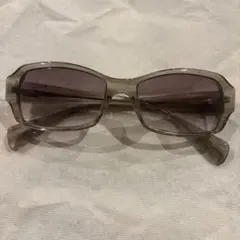 UVカットサングラスのサムネイル