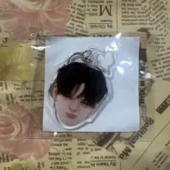 TREASURE カプセルトイ 顔アクキー ヨシ 怒