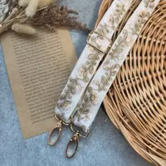201.インド刺繍ショルダーストラップ　スマホショルダー