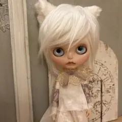 お*き様 アイシードール本体女の子　ボアウィッグ　OF付き ホワイトブチ猫 お*き様 アイシードール本体女の子 ボアウィッグ OF付き