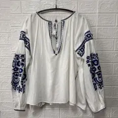 刺繍入りホワイトブラウス 長袖 TOMORROWLAND サイズ36