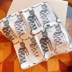 新品　PAUL & JOE SISTER ポール&ジョー猫柄 ガーゼーハンカチのサムネイル