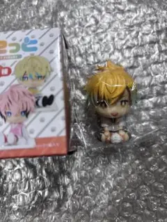 にじこっと 宇佐美リト B