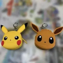 ポケモン　シリコンポーチキーホルダーセット