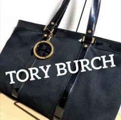 cd17 TORY BURCH トートバッグ 黒×金 ビッグロゴチャーム
