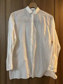 deluxeme classe カットワーク刺繍入りホワイトコットン長袖シャツ