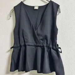 petit main 【130】カシュクール ペプラムベスト ブラック