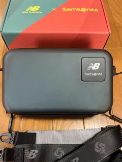 最終sale✨Samsonite×New Balanceスモールクロスバッグ