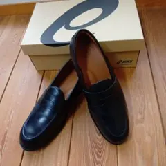 2025年最新】ASICS RUNWALK 素材：本革 ローファーの人気アイテム