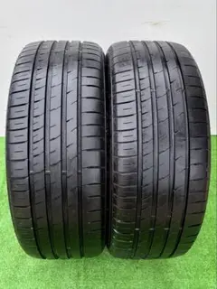 中古GRカローラ純正アドバン235/40R18 2本セット リアで使用品② 中古GRカローラ純正アドバン235/40R18 2本セット リアで使用品②