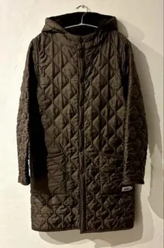 アーメン リバーシブル フーデッド キルティングコート ブラウン