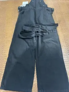 ブラックサロペット