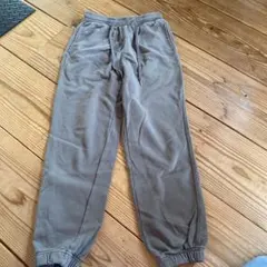 GU ジョガーパンツ