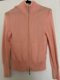 INDE ピンクパーカー