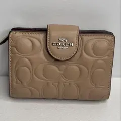 なかなか綺麗♡COACH♡コーチシグネチャー総柄折り財布