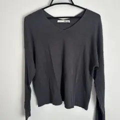 evam eva ダークグレー Vネック長袖ニット　SALEのサムネイル