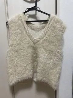 クリーム色 Vネック ニットベスト　2way