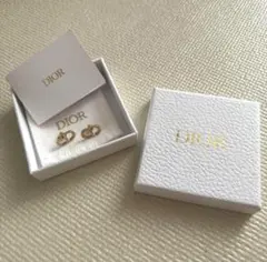 10月まで‼️即購入OK‼️【正規品】銀座店購入Diorゴールドクリスタル装飾ピアス