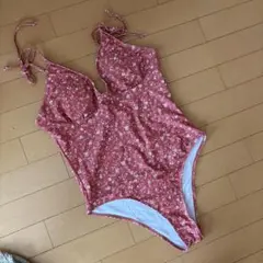 花柄 ワンピース　水着 ピンク　ビキニ