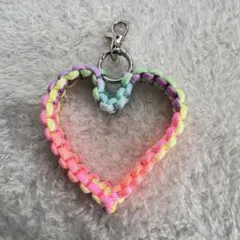 パラコード製ハート型キーホルダー ハンドメイド