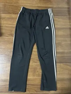 adidas ストライプジャージパンツ 黒