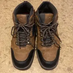 アシックス　メンズスニーカー　26㎝ EEE 冬靴