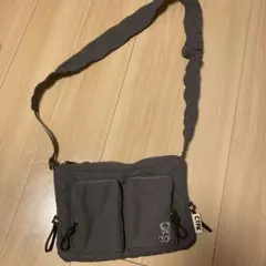 グラニフ　ショルダーバッグ