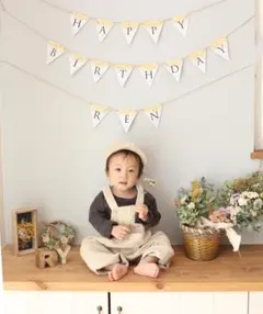 ミモザのハーフバースデーガーランド　誕生日