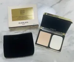 GUERLAIN パリュール ゴールド スキン コントロール コンパクトのサムネイル