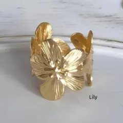 ✨ ゴールド フラワー 花 オープン リング 指輪 ヴィンテージ 調節可能