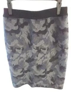 値下げしました。　アナイ スカート 迷彩柄