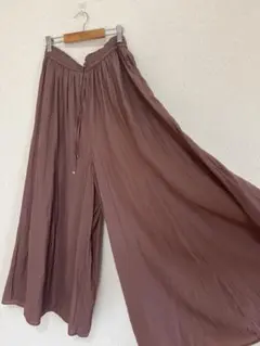 【美品】【人気カラー】GLOBAL WORKさらさらリラックスフレアワイドパンツ