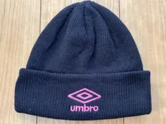 新品未使用品!! umbro アンブロ ニット帽 黒 ピンク刺繍
