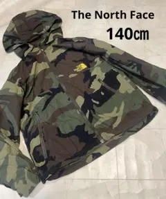 綺麗なお品❗️The North Face 迷彩柄 フード付きジャケット　140㎝