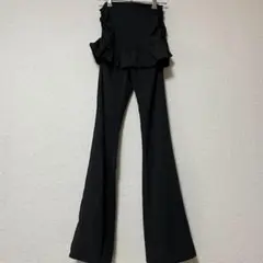 フリル付きブラックパンツ スカートパンツ　フレア　y2k
