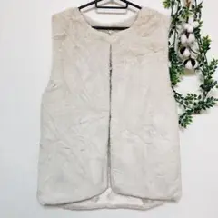 新品　LLサイズ　terawear emu tal.by yumi.　ベスト