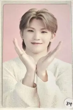 SEVENTEEN CAFE ECトレカ　ウジ　セブチ 2025年最新】seventeen cafe seoul ウジの人気アイテム - メルカリ