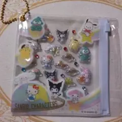 【未開封】サンリオキャラクターズ プチパーツ ケース付き