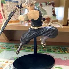 宇髄天元　フィギュア　鬼滅の刃