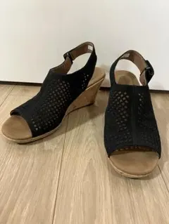 極美品★Rockport ブラック メッシュウェッジサンダル 24㎝のサムネイル