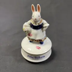 うさぎのオルゴール うさぎの陶器 うさぎの置物 ブルーベルベット