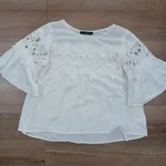 w closet 白 レーストップスのサムネイル