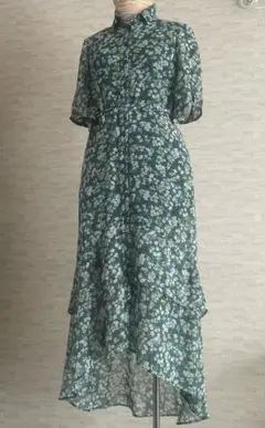 ０３０　花柄シャツワンピース 半袖 緑色