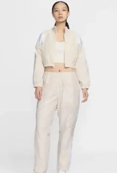 新品 24,200円 ナイキ スポーツウェア　ジャケットパンツ上下セット　M