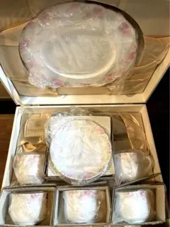 Item thumbnail for item 25d213d7-107e-4cdb-b207-f5a44e53afee