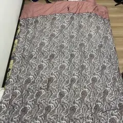 未使用品　イヴサンローラン 肌がけ布団 140×190 未使用