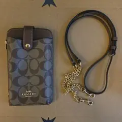 COACH シグネチャー スマホショルダーバッグ