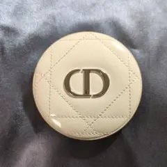 ディオールスキン　フォーエバー　クチュール　ルミナイザー　02　ゆっち様専用