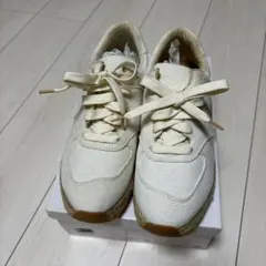 新品　Jines スニーカー　24.5 ジュート　ザラ　ガイモ　adidasのサムネイル